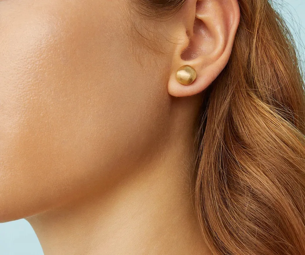 18K YELLOW GOLD STUD EARRINGS FROM THE AFRICA COLLECTION