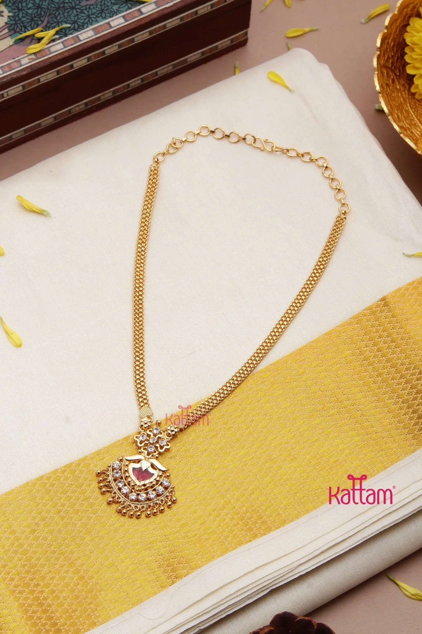 Aarathy- Kerala Ruby Pendant Chain